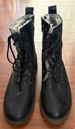 Women Frye Size 11B Boots