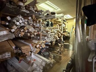 🚨 WAREHOUSE SECTIONS, FURNITURE & STORE FIXTURES FOR SALE 🚨
