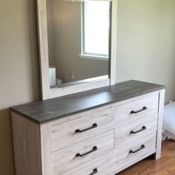 Queen Side Bedroom Set 