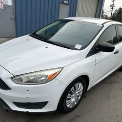 2016 Ford Focus S 