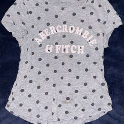 Abercrombie Kids Size 5/6 Polka Dot Shirt
