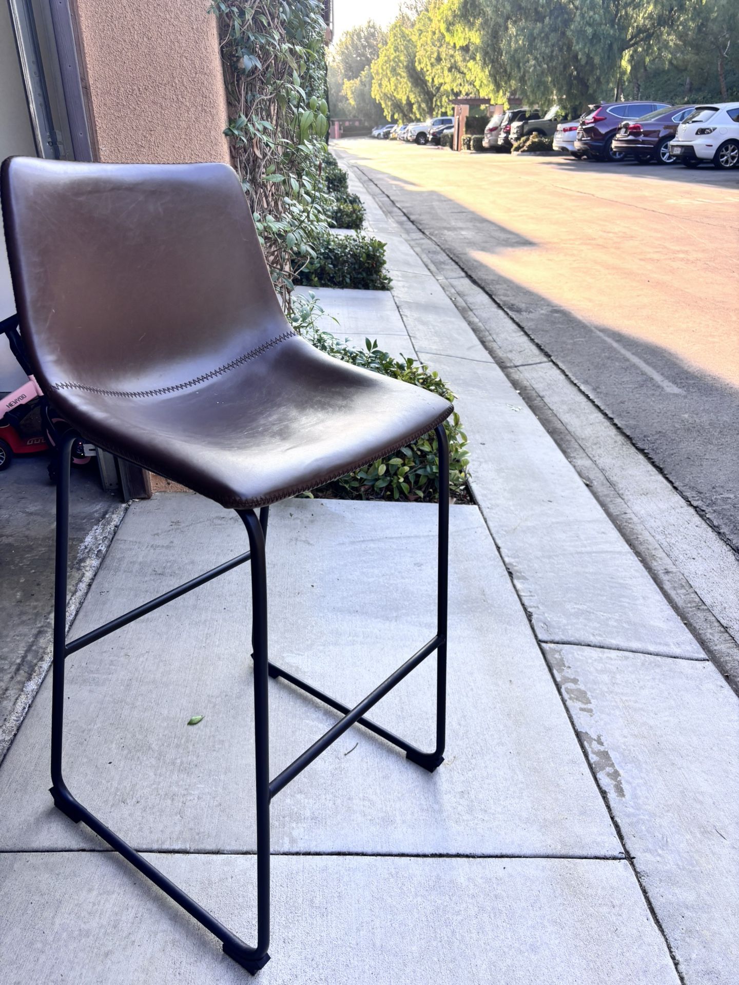 Bar Stools 2 Items 