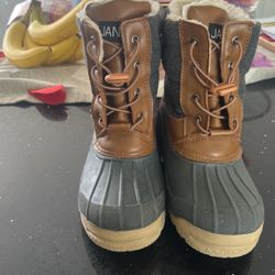 Snow Boots
