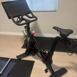 Peloton Bike