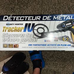 Detector De Metal (Tracker IV