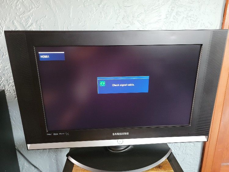 Samsung LN-S2641D 26" 720p HD LCD Television