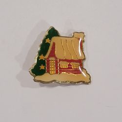 Vintage Christmas House / Cottage Pin Brooch