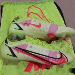 Nike Mercurial Vapor Elite soccer cleats size  8