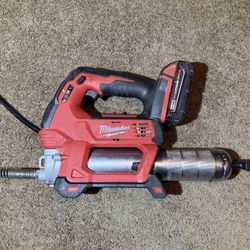 Milwaukee M18 Grease Gun 