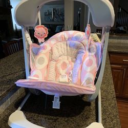 Fisher-Price® Deluxe Take-Along Swing & Seat