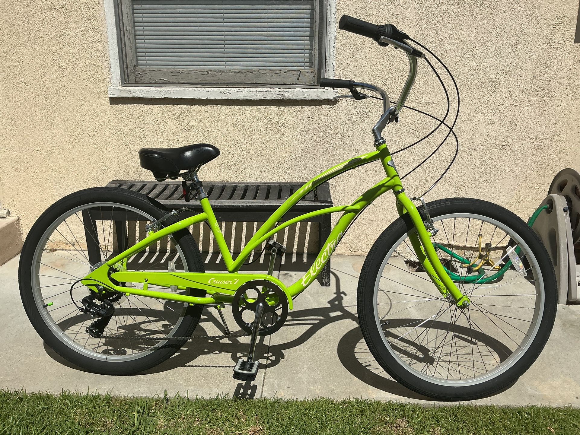Electra Cruiser 7 Step Thru Beach Cruiser **Like New**