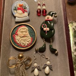 Christmas earrings and Brooches,Earrings handmade never worn