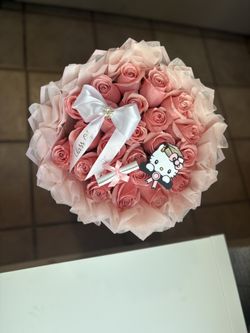 Hello Kitty Grad Bouquet