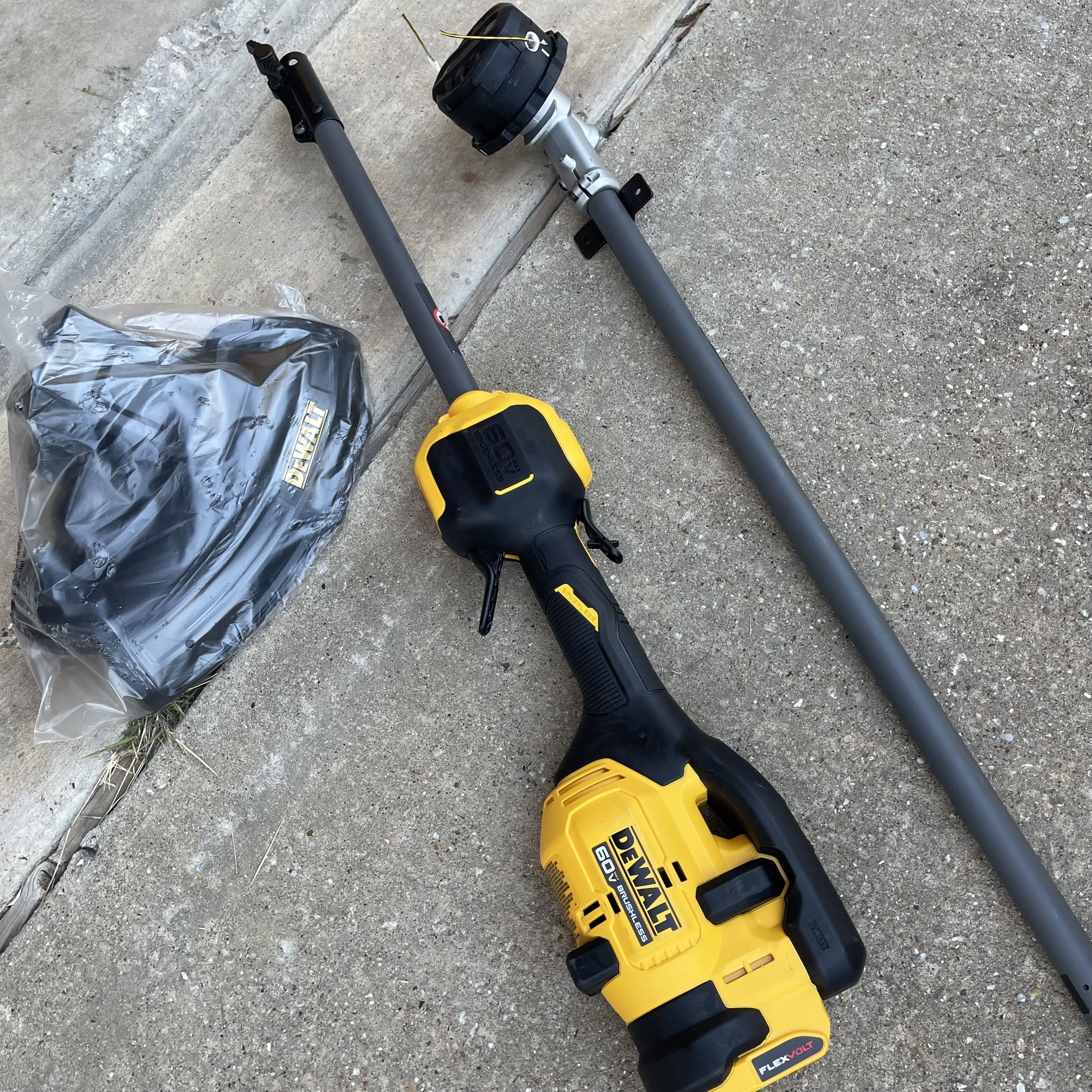 Dewalt Flexvolt Brushless Attachment Capable String Trimmer (Tool