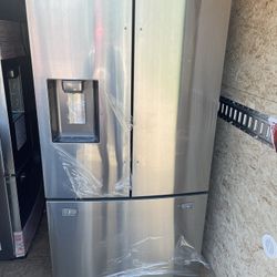 Refrigerator 36 Inches  Counther Depth 