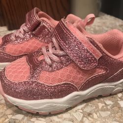Carter’s Girls Size 5 Sparkly Pink Shoes