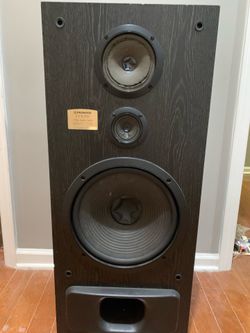 Vintage PIONEER 3 Way Floor Speakers - CS-R570