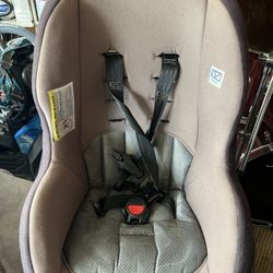 Evenflo Car Seat