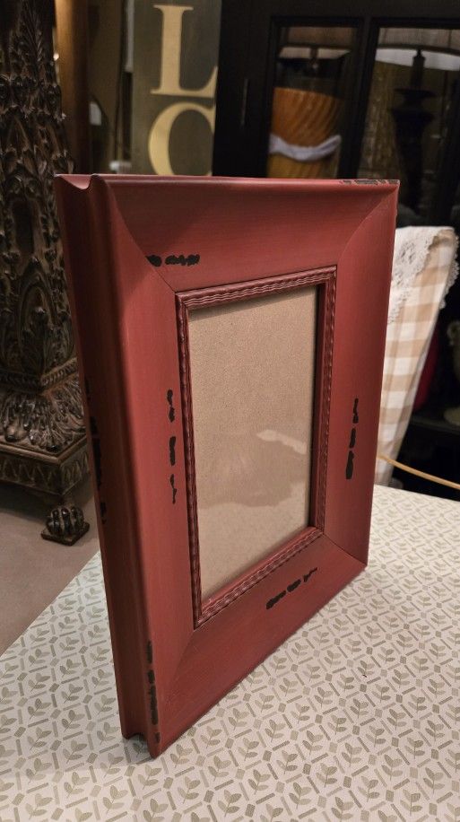 12x9 Distressed Wall Mount Frame