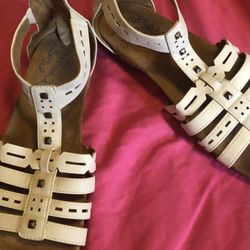 Natural Soul Womens Sandals Size 8