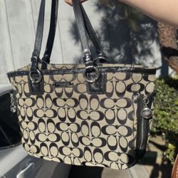 Vintage Coach Signature Gallery Zip Tote Bag