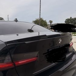 BMW 330 Rear Spoiler G20