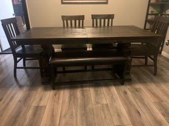 Wood dining room table