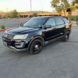 2016 Ford Explorer
