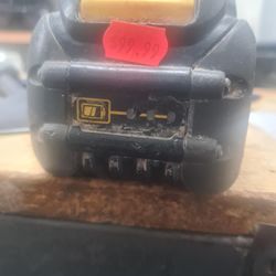 Dewalt DCB609 20V/60V MAX FLEXVOLT 9 Ah Lithium-Ion Battery