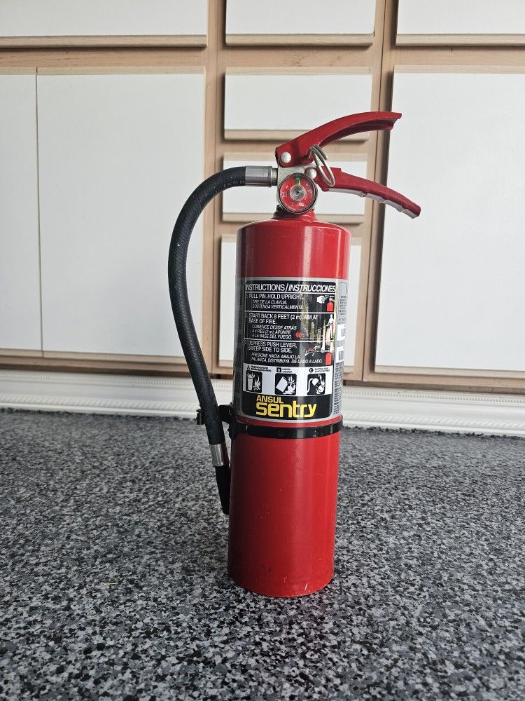 Fire Extinguisher 