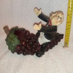 Vintage Butler Wine Holder Decorative Grapes 
