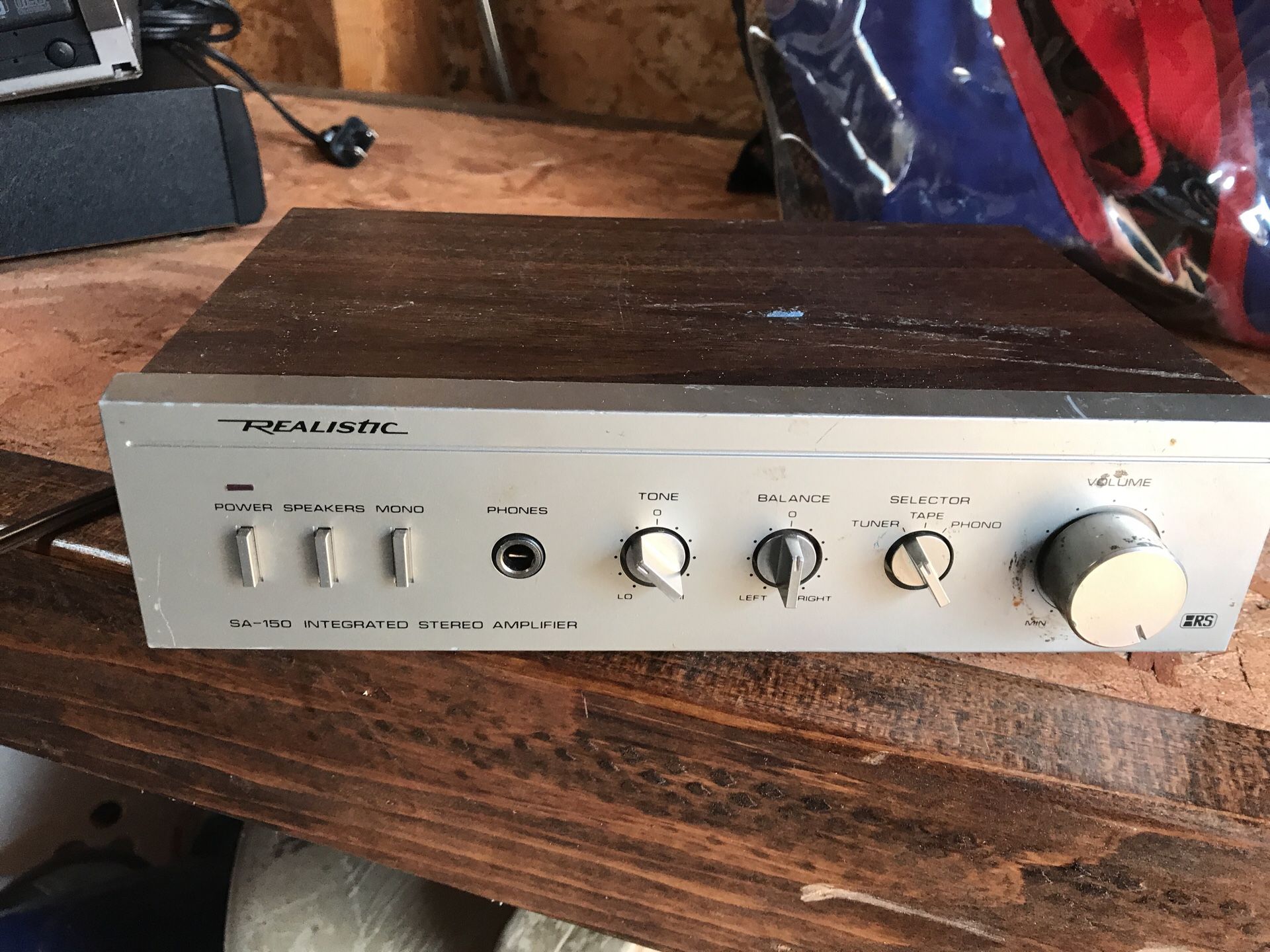 Realistic stereo amplifier model# 31-1055