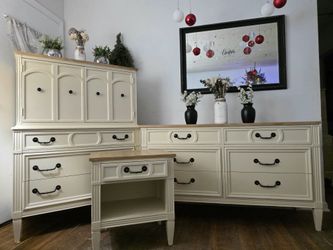 Country Cottage Matching Dresser Set