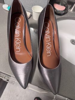 Calvin Klein Heels - Metallic 7.5 Women’
