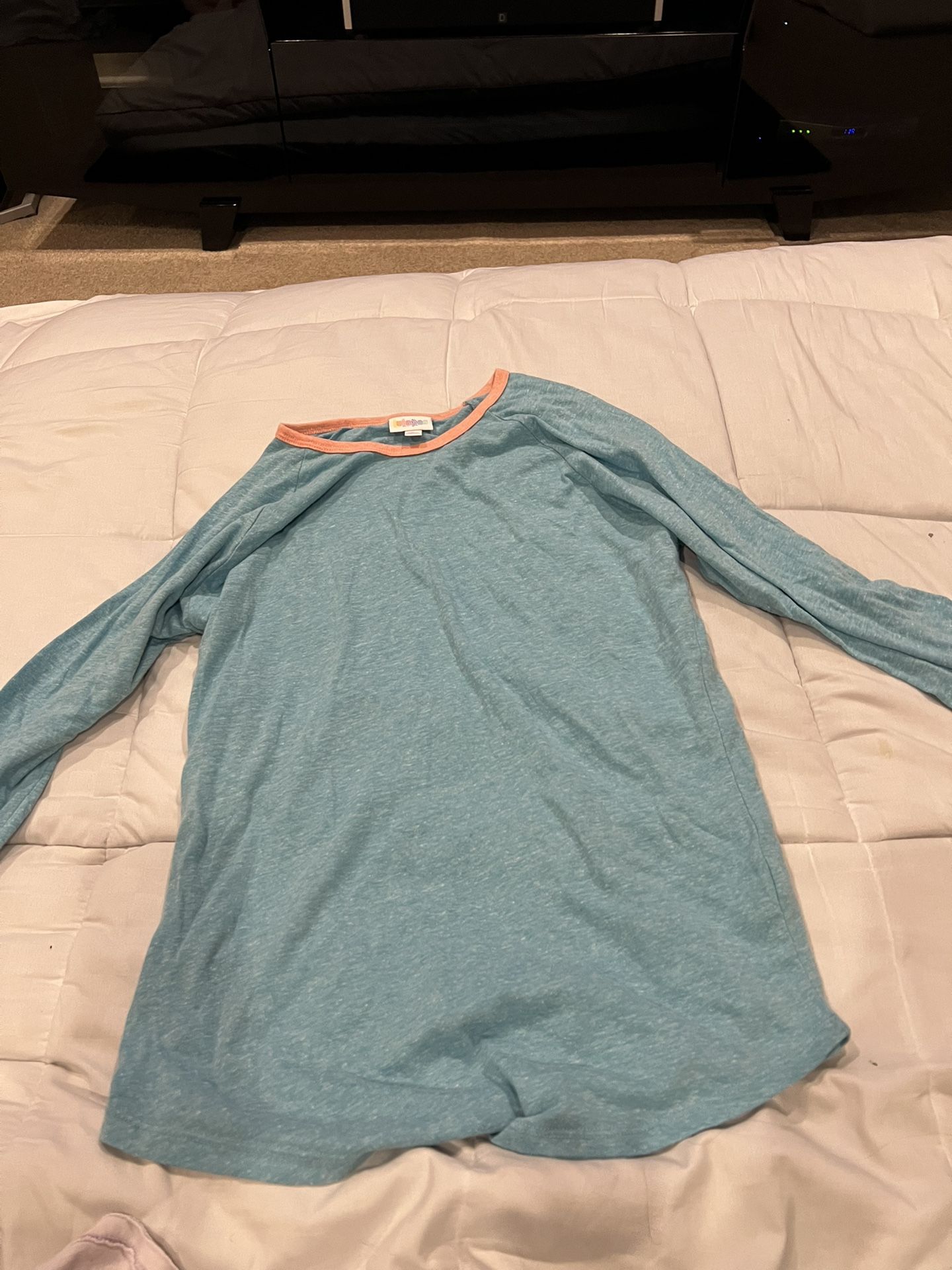 Woman’s LuLaRoe Shirt, Size Large