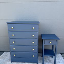 Matching 5-Drawer Dresser and Night Stand
