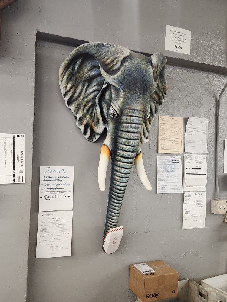 347535- Master Artisans Carlos, And Albert Signed 122/150 Elephant Head