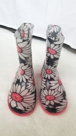 Gymboree hot sale white boots