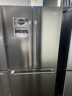 NEW OPEN BOX BEKO COUNTER DEPTH FRENCH STYLE REFRIGERATOR
