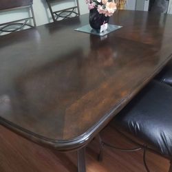 Dining Table With 4 Chairs 