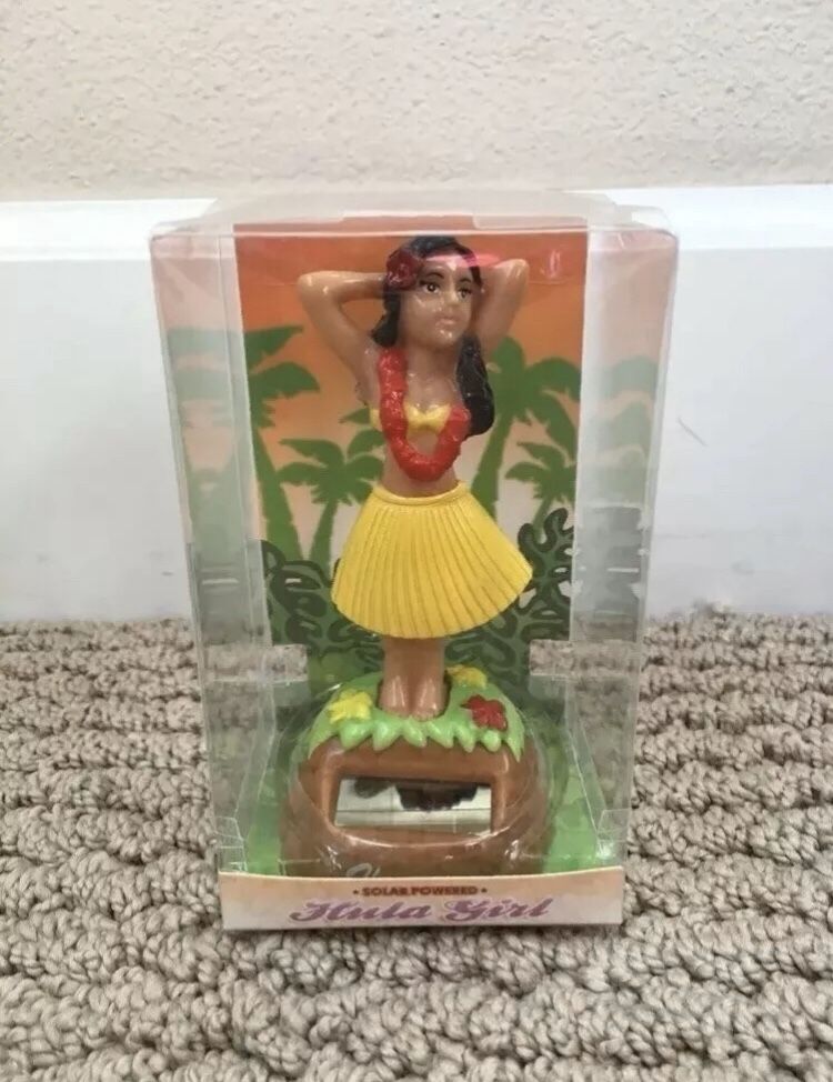 Hawaii Solar Doll