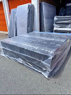 King mattress with split boxsprings