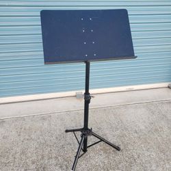 Music Notes Stand