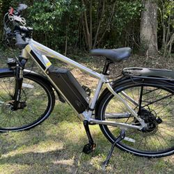 Brand: Juiced E-bike. CrossCurrent X (Size L)(Silver Color)