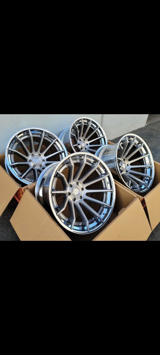 22" Fuel Fusion FC403 12" inches wide deep concaved