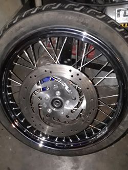 Chrome 19 in dyna front rim