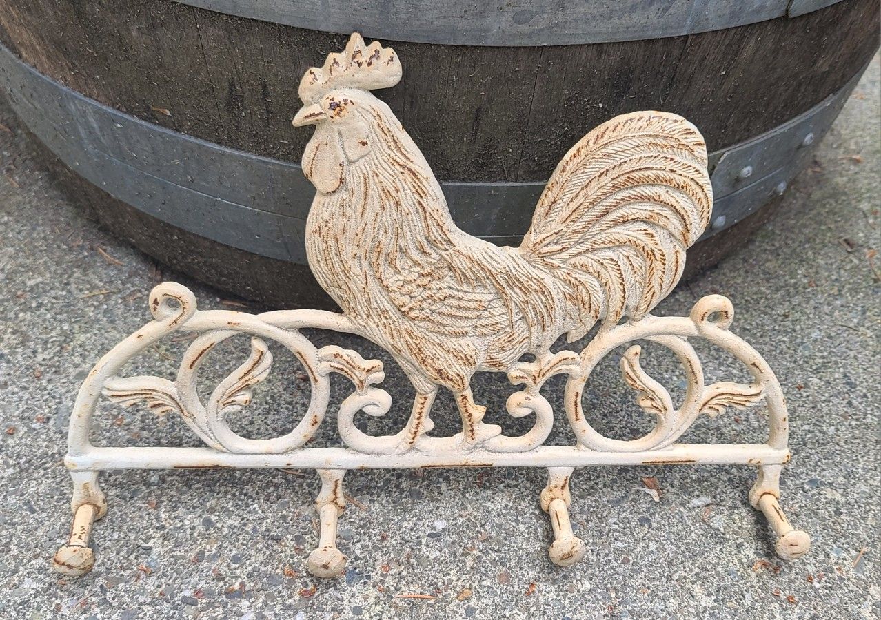 Cute Rooster Metal Coat Hanger