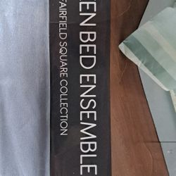 Reversible 8piece Queen Set