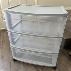 Rolling storage bin