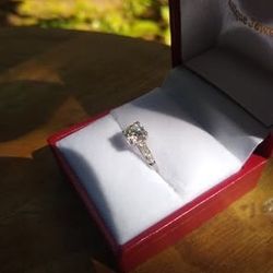 Asking $1.3 For $5k Retail: Platinum Diamond Art Deco Ring – Asking $1,500